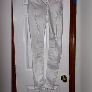 White Size 3 white distressed jeans